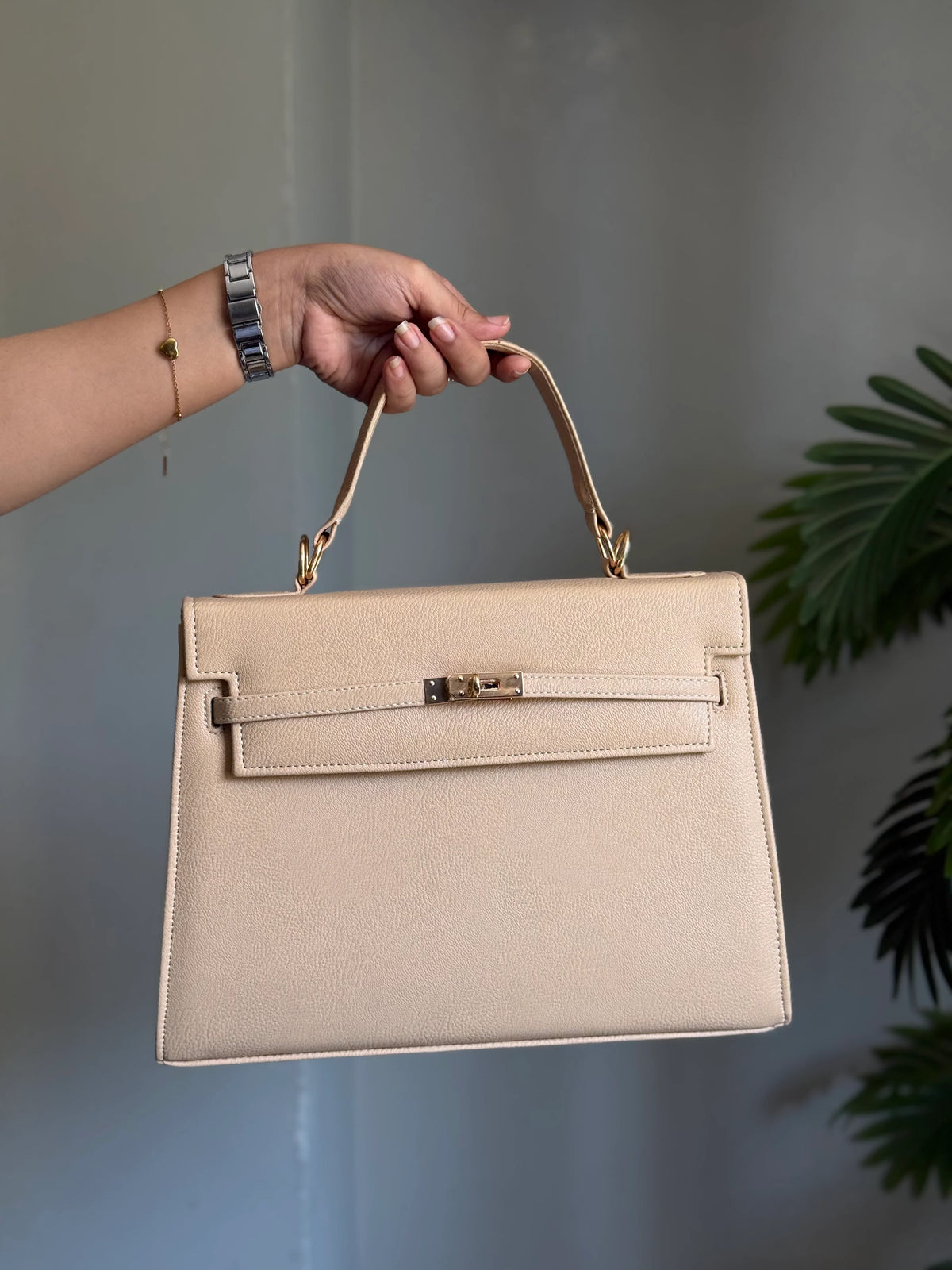 Daiman Iconic Bag - Beige
